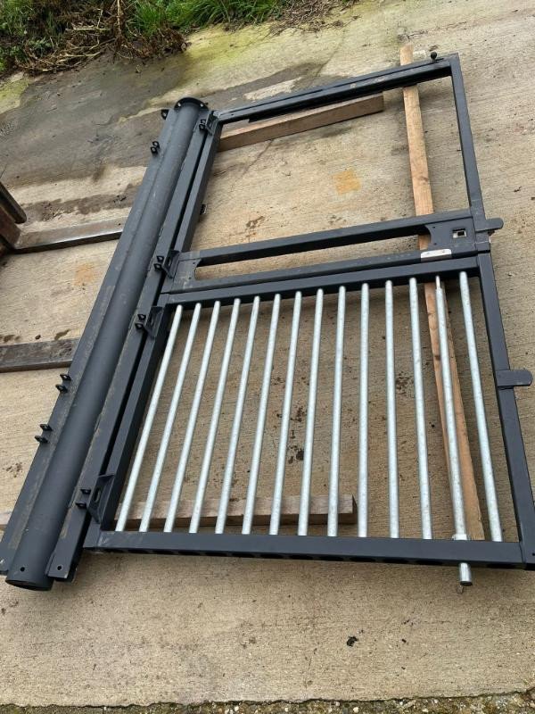 2-delige paardenstal deur met tralie bovendeur – antraciet