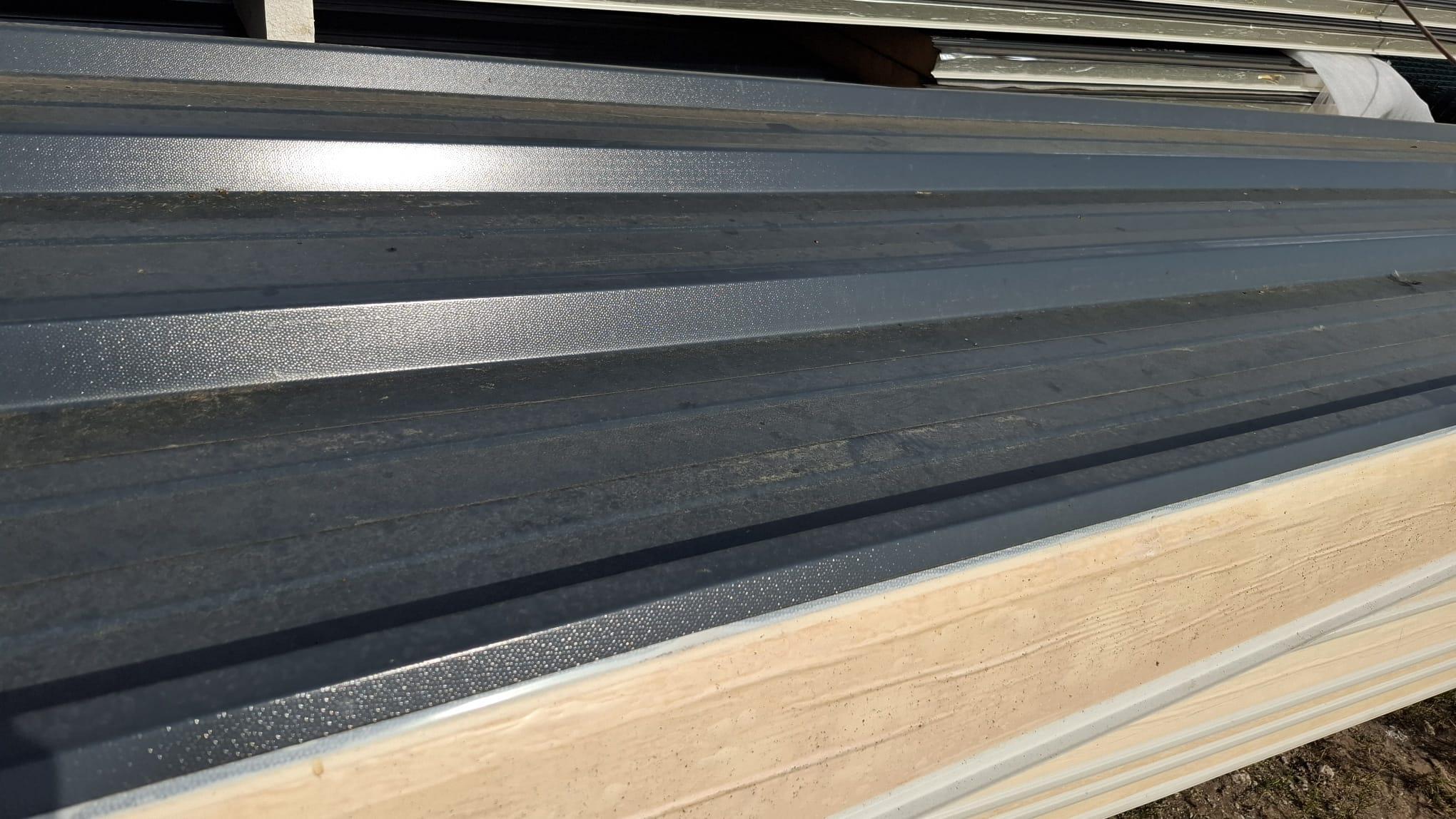 B-keus dakpanelen antraciet