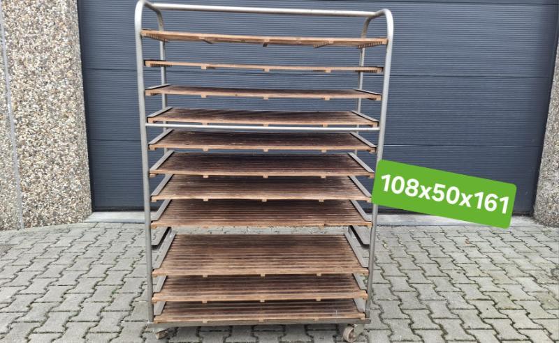 houten broodrek